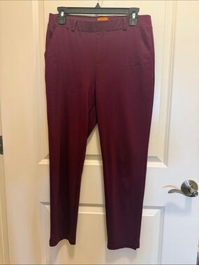 Women's Burgundy Ponte Pull-On Dress Pants
